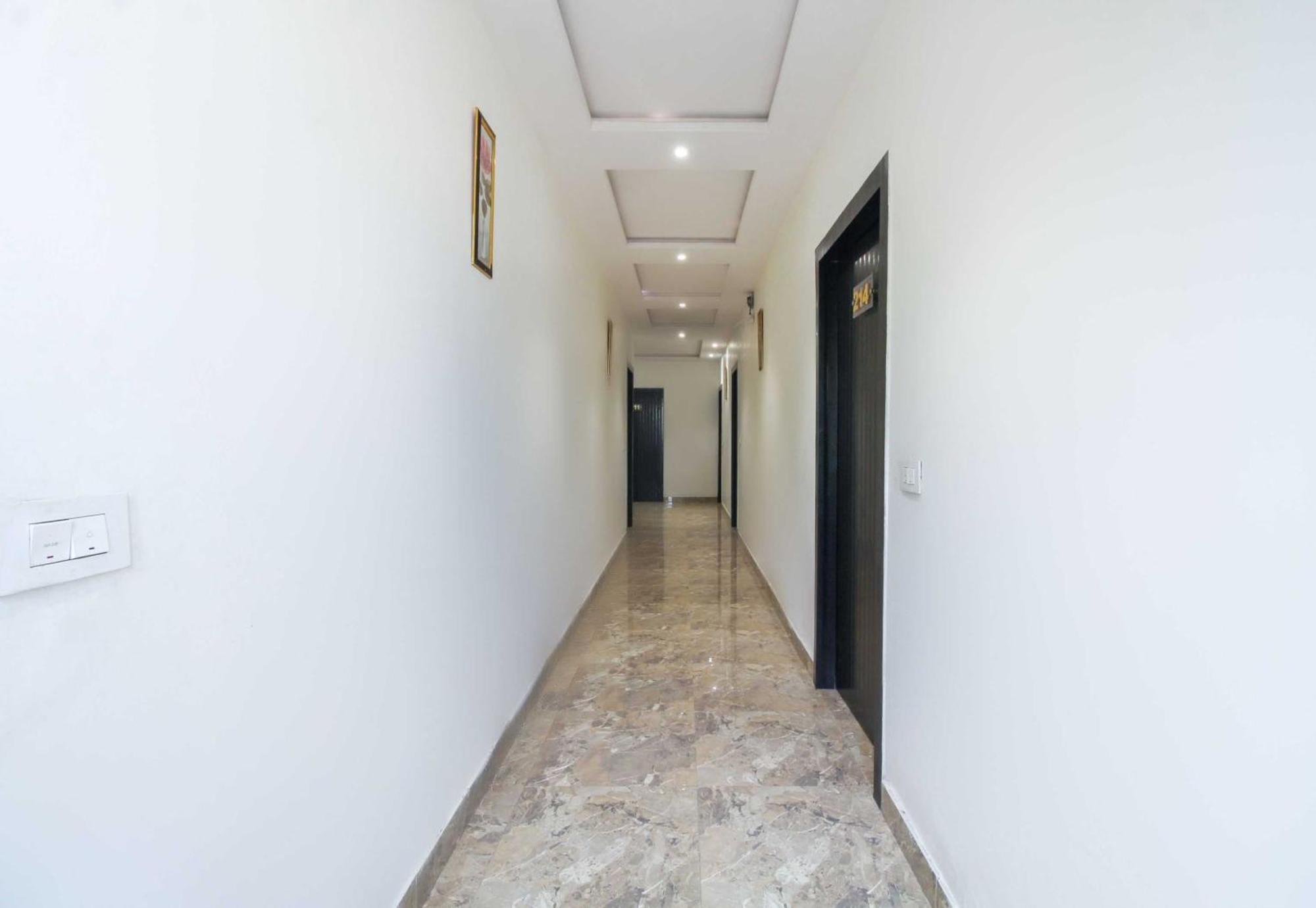 Hotel O Jalsa Tājganj 外观 照片